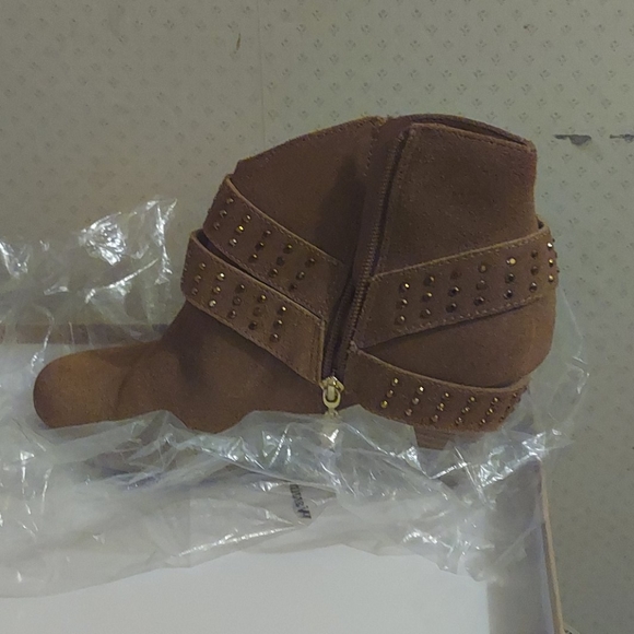 Matt Bernson Suede Booties - Picture 1 of 3